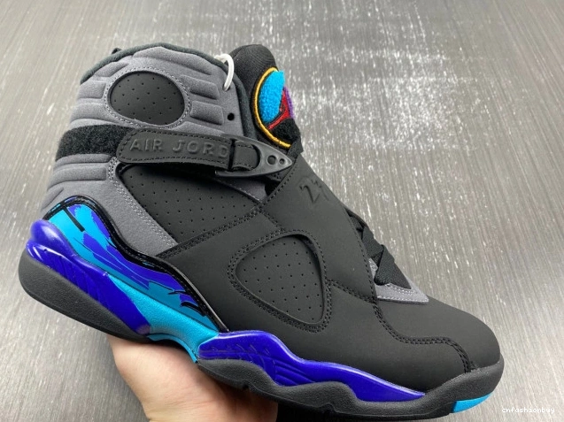 8 305381-025 (2015) Retro Jordan Aqua 1106